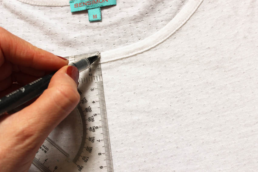 DIY customise un tee shirt blanc