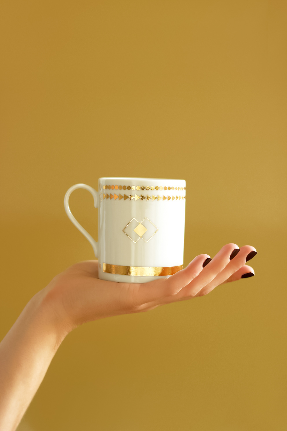 DIY tasse en porcelaine dorée