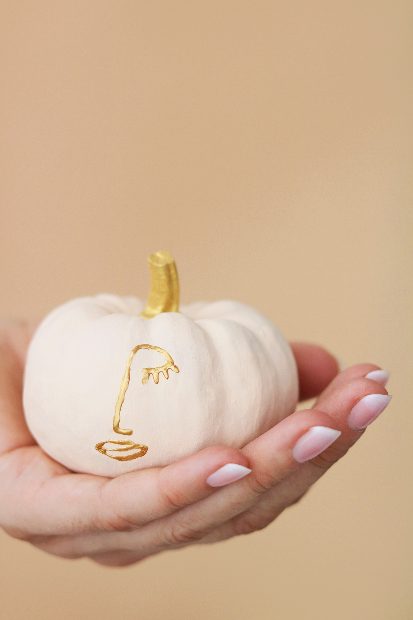 minimal-pumpkin-DIY-halloween